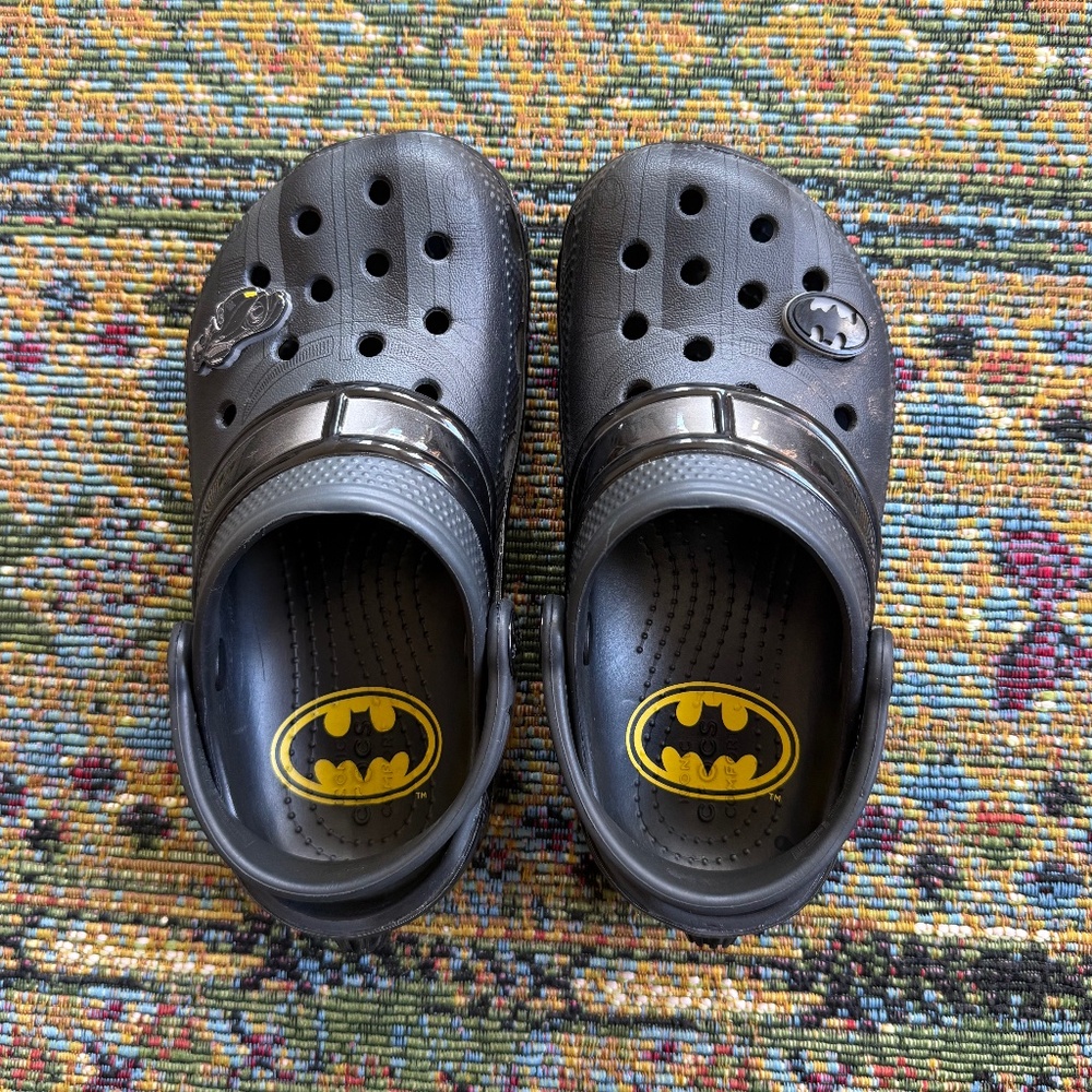 Batmobile Crocs - size 11 - Batman Crocs
